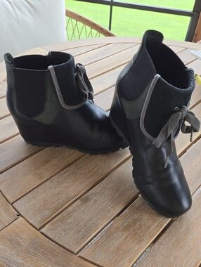 Merrell Wedgetarian Eve Leather Suede Wrapped Wedge Boot Black 9.5 Elevated Fall